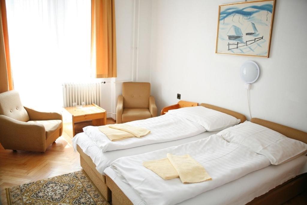 Hotel Bara Gellert 布达佩斯 外观 照片